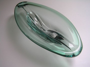 4952  schaal grote groene coupe